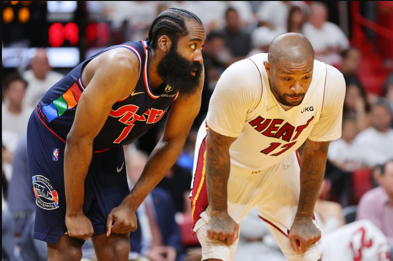 窗口期NBA总决赛传出新动向,金州勇士队长鼓劲,管理层表态:压力陡增,团队化学反应显著 窗口期NBA总决赛传出新动向,金州勇士队长鼓劲,管理层表态:压力陡增,团队化学反应显著