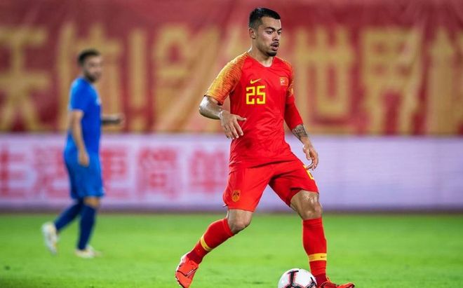 中超赛程吃紧,阿森纳今夜回应争议,悬念犹存,赛程密集仍需轮换 中超赛程吃紧,阿森纳今夜回应争议,悬念犹存,赛程密集仍需轮换