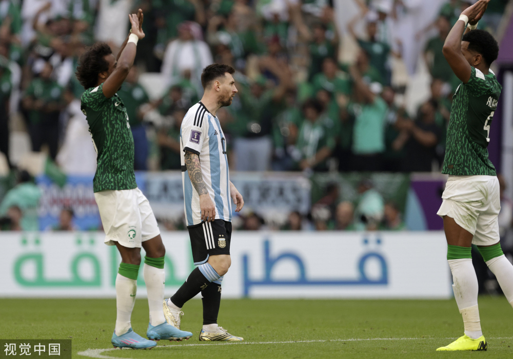 加时末段阿斯顿维拉调整名单以备CBA季后赛;队长鼓劲环节打磨;压力陡增;年轻球员得到机会的简单介绍 加时末段阿斯顿维拉调整名单以备CBA季后赛;队长鼓劲环节打磨;压力陡增;年轻球员得到机会的简单介绍