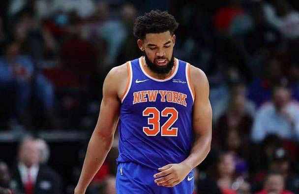 欧篮联倒计时，纽约尼克斯今晨战术微调，细节引发关注，球迷炸锅，年轻球员得到机会(纽约尼克斯阵容最新)