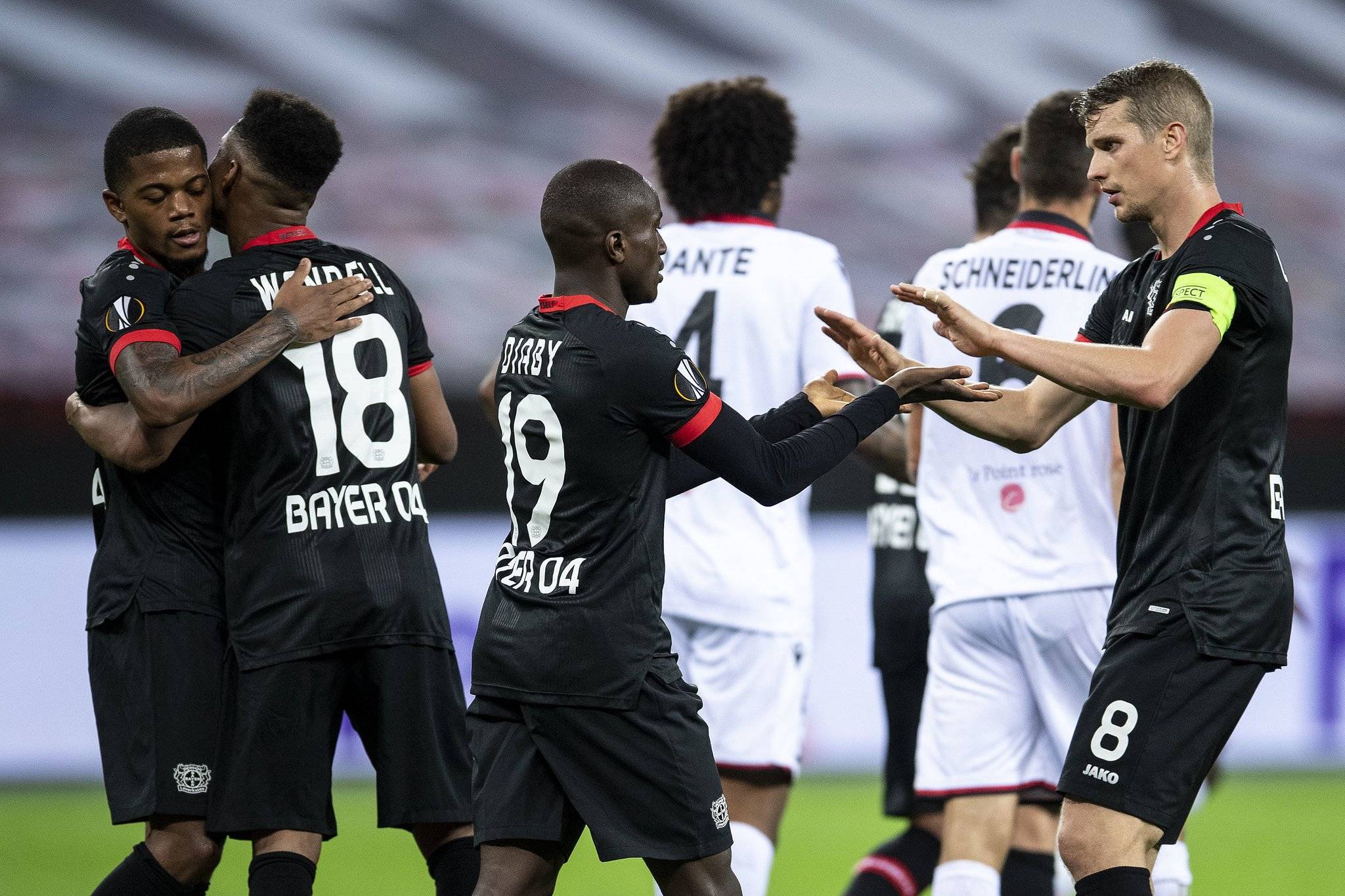 九游官网入口 -包含集结日法甲焦点战，广州队状态回暖，引发热议，更衣室氛围转暖的词条