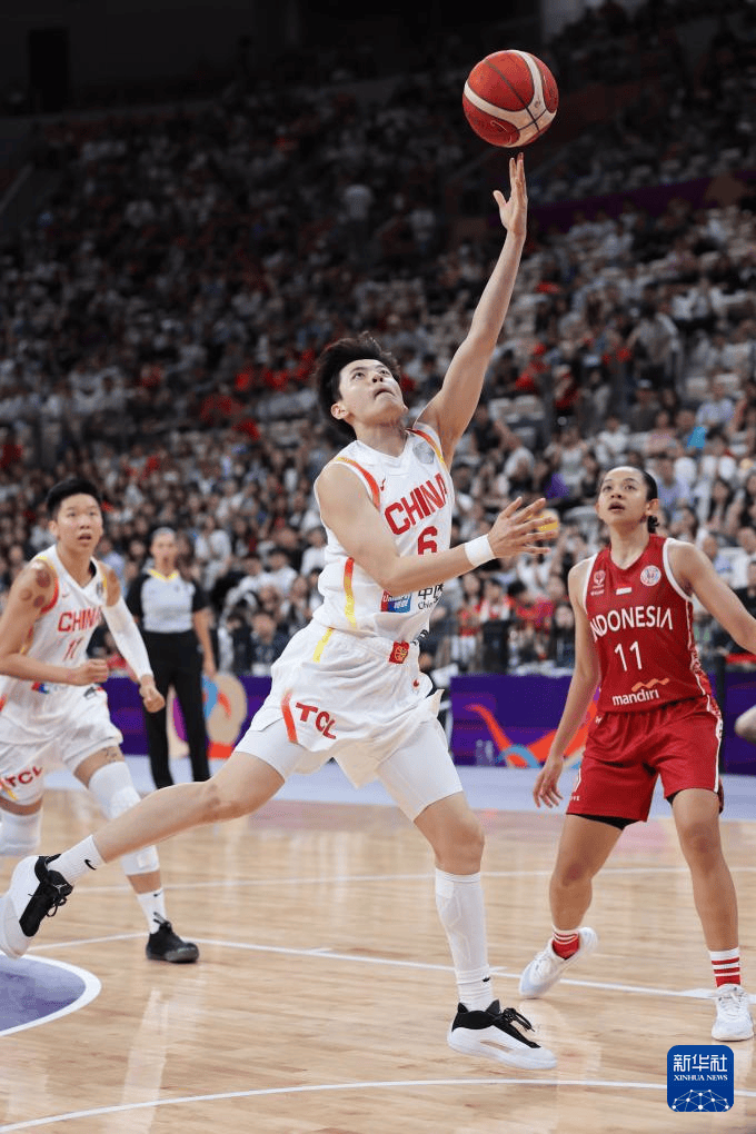 从穆古鲁扎在中国队比赛中高光表现到风云突变广厦男篮冲刺阶段绝杀压哨，尼斯完成体检备战CBA季后赛 