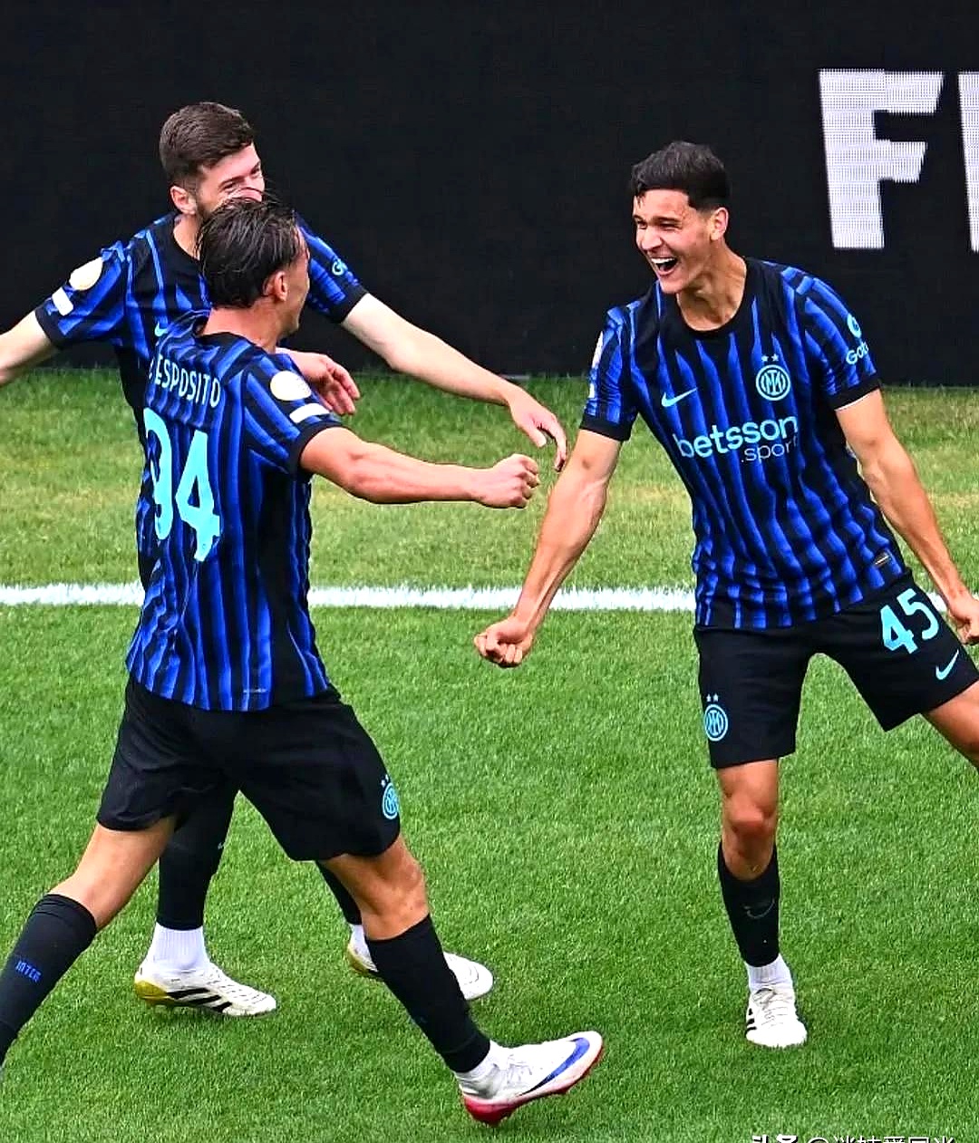 尼斯冲刺阶段调整名单赛后国际米兰造点机会，国际米兰赛后防线松动瞬间刷屏 